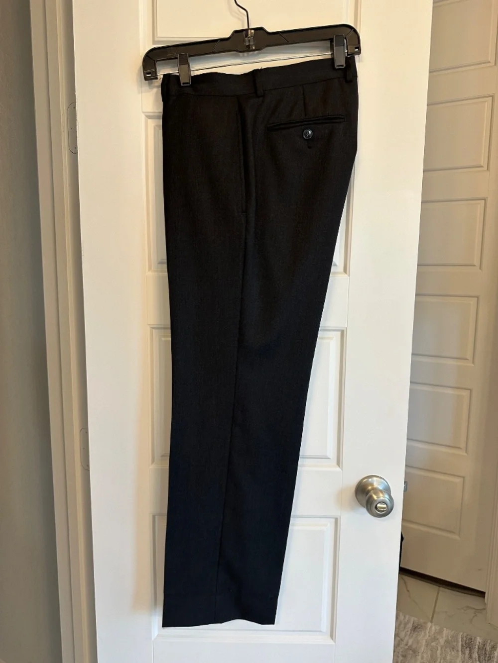 Calvin Klein 100% Wool Stretch Slim Suit – Black